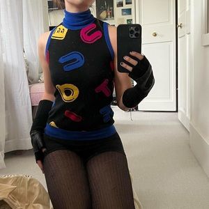 Moschino Sleeveless turtleneck